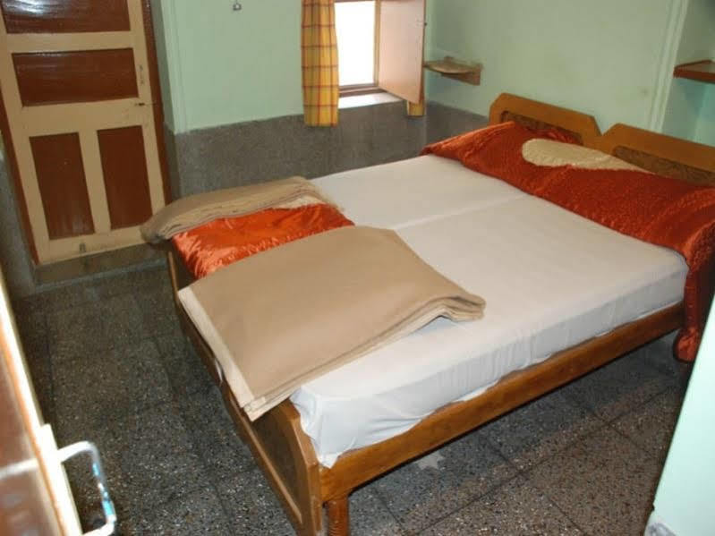 Hotel Renuka Джайсалмер Екстериор снимка