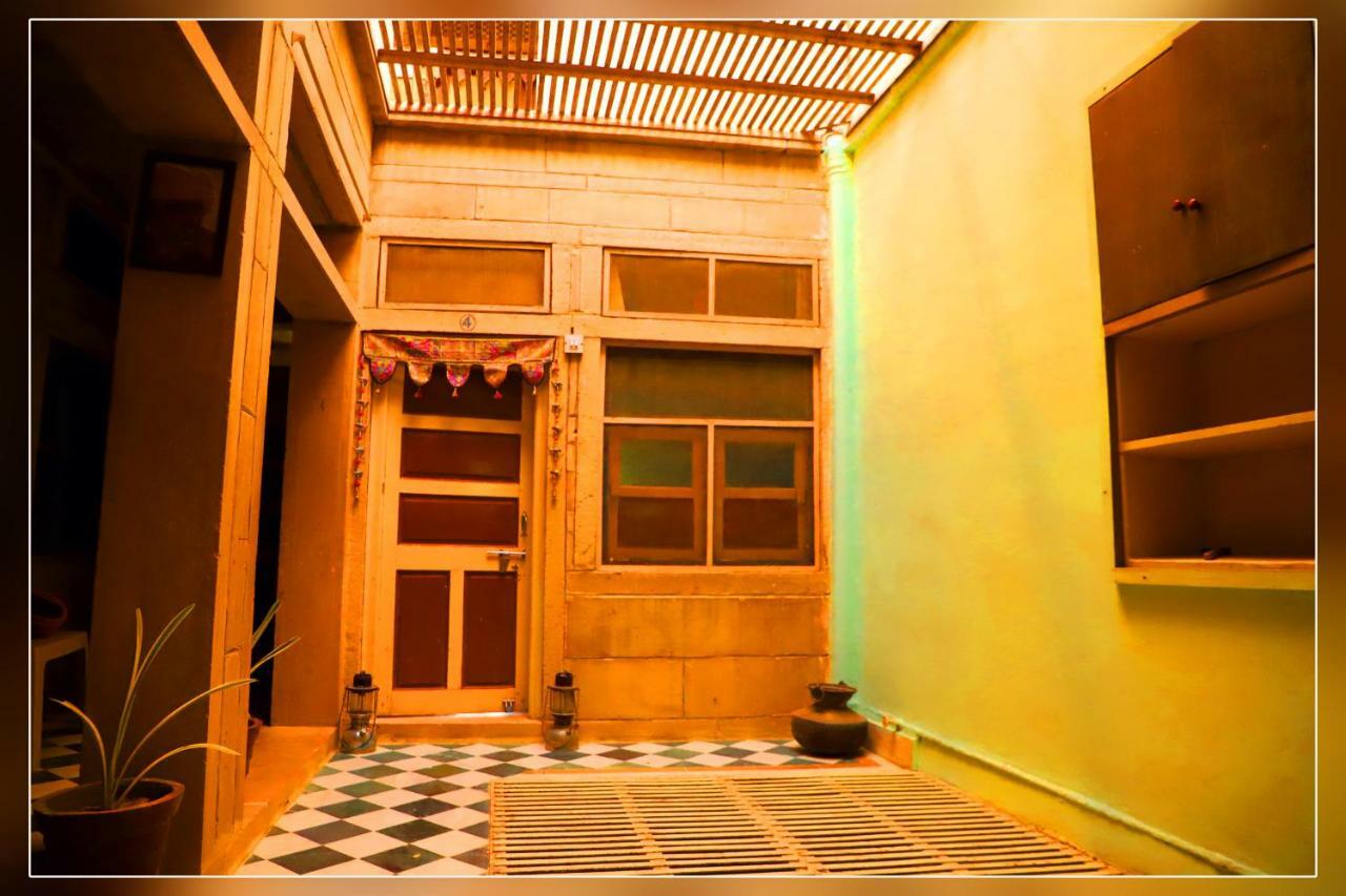 Hotel Renuka Джайсалмер Екстериор снимка